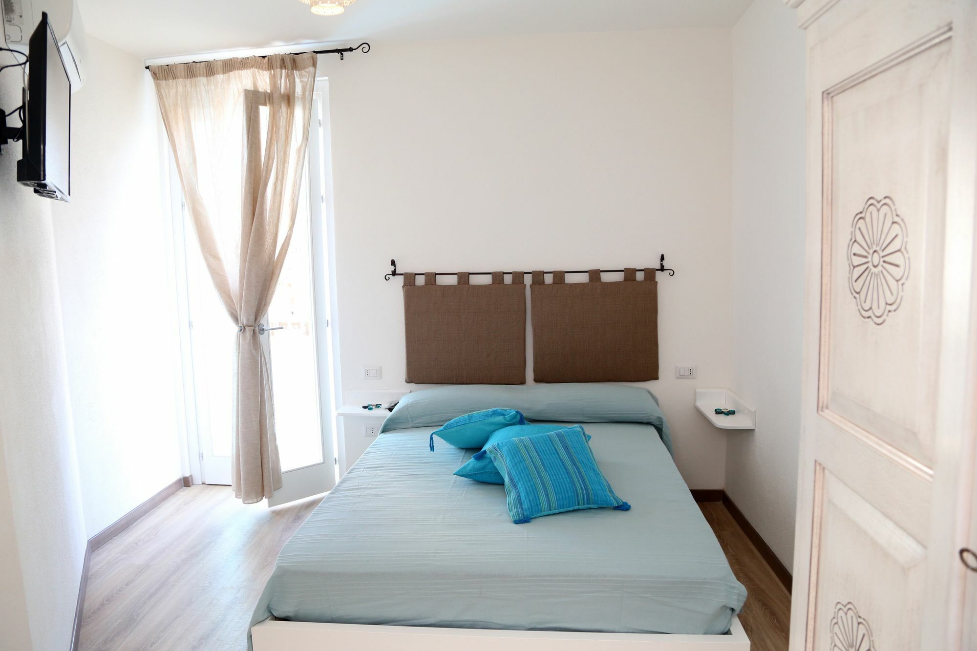 Rocca Doria Hotell Castelsardo Exteriör bild