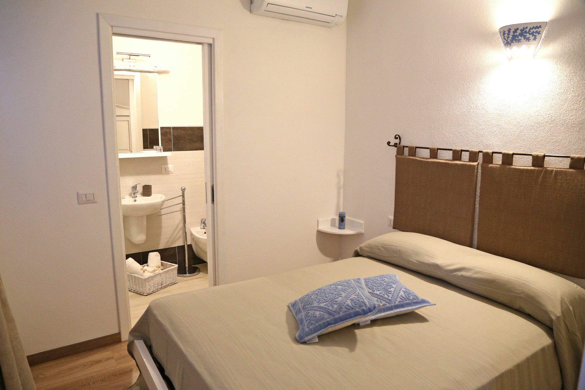 Rocca Doria Hotell Castelsardo Exteriör bild